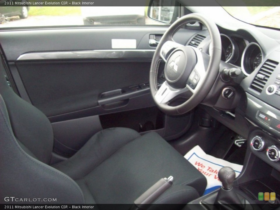 Black Interior Photo for the 2011 Mitsubishi Lancer Evolution GSR #54543772