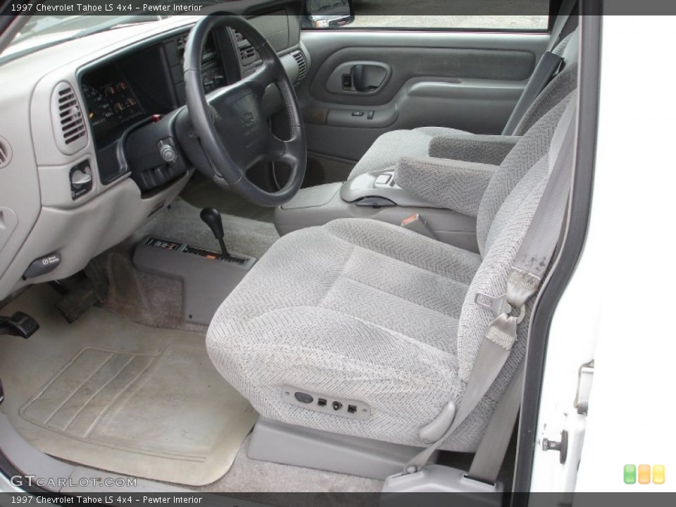 Pewter Interior Photo for the 1997 Chevrolet Tahoe LS 4x4 #54550857