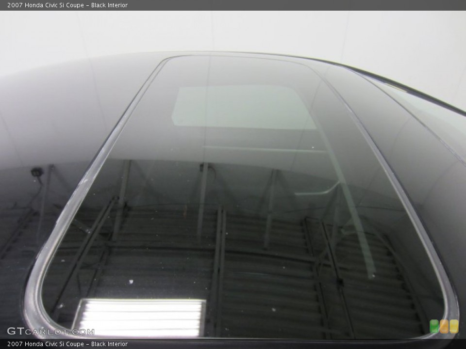 Black Interior Sunroof for the 2007 Honda Civic Si Coupe #54554409