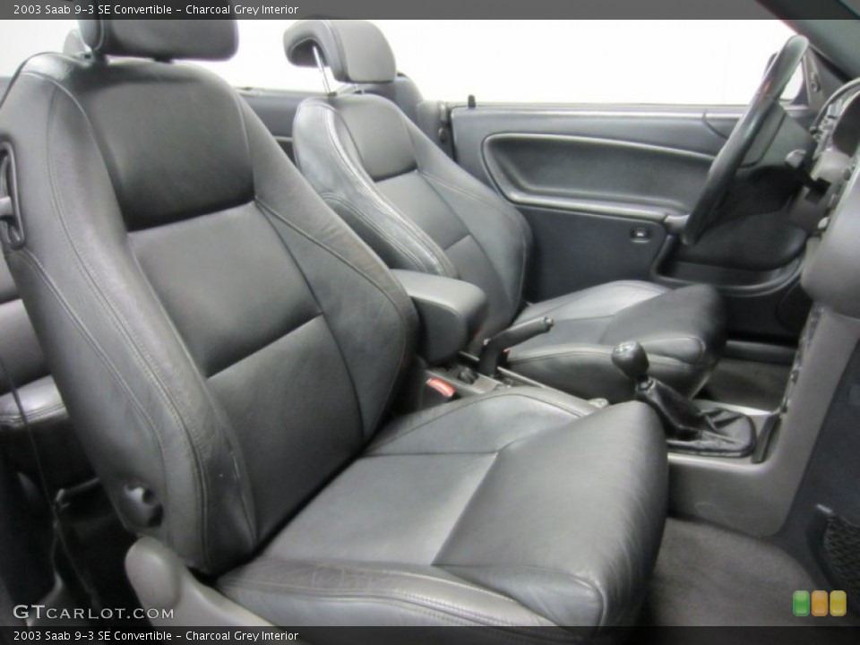 Charcoal Grey Interior Photo for the 2003 Saab 9-3 SE Convertible #54555003