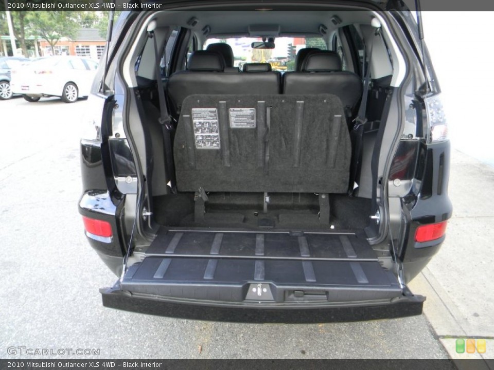 Black Interior Trunk for the 2010 Mitsubishi Outlander XLS 4WD #54556329