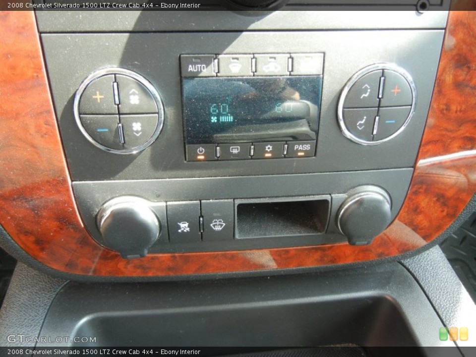 Ebony Interior Controls for the 2008 Chevrolet Silverado 1500 LTZ Crew Cab 4x4 #54560325