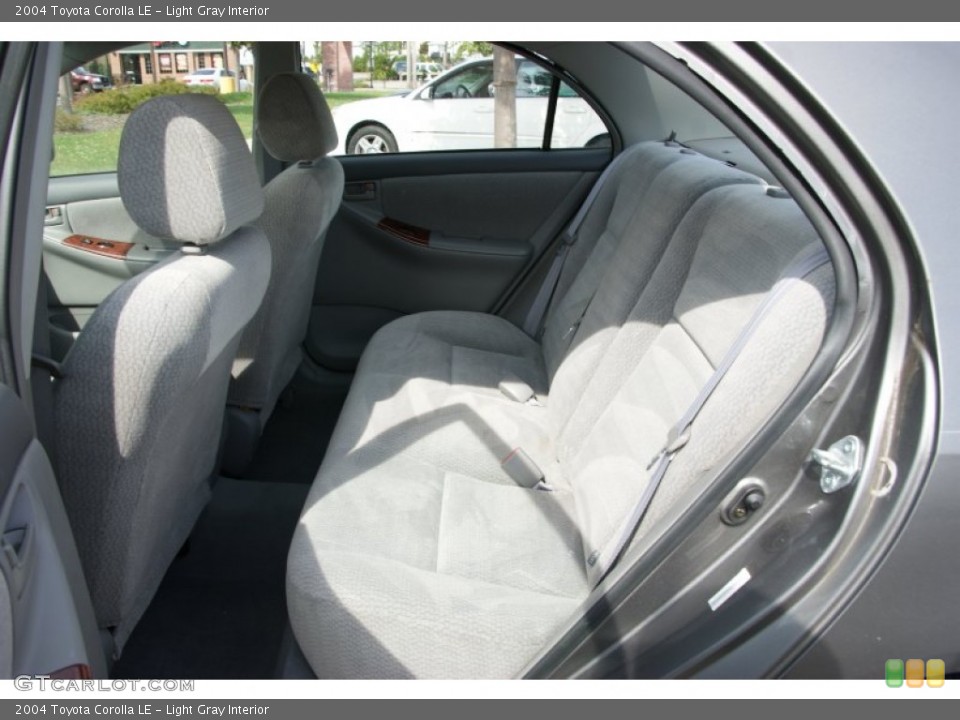 Light Gray Interior Photo for the 2004 Toyota Corolla LE #54563802