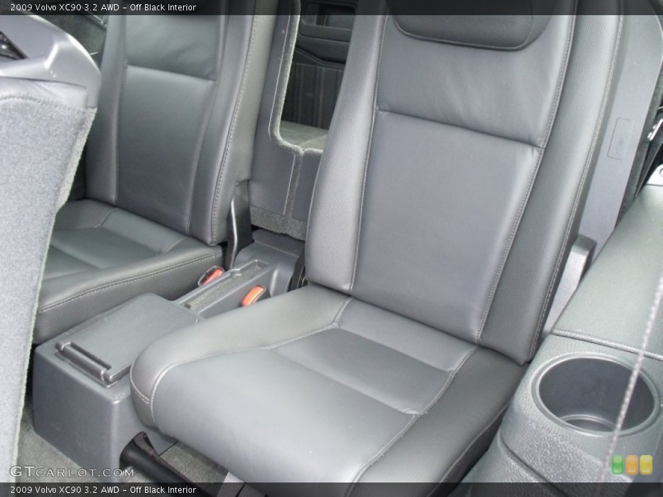 Off Black Interior Photo for the 2009 Volvo XC90 3.2 AWD #54564053