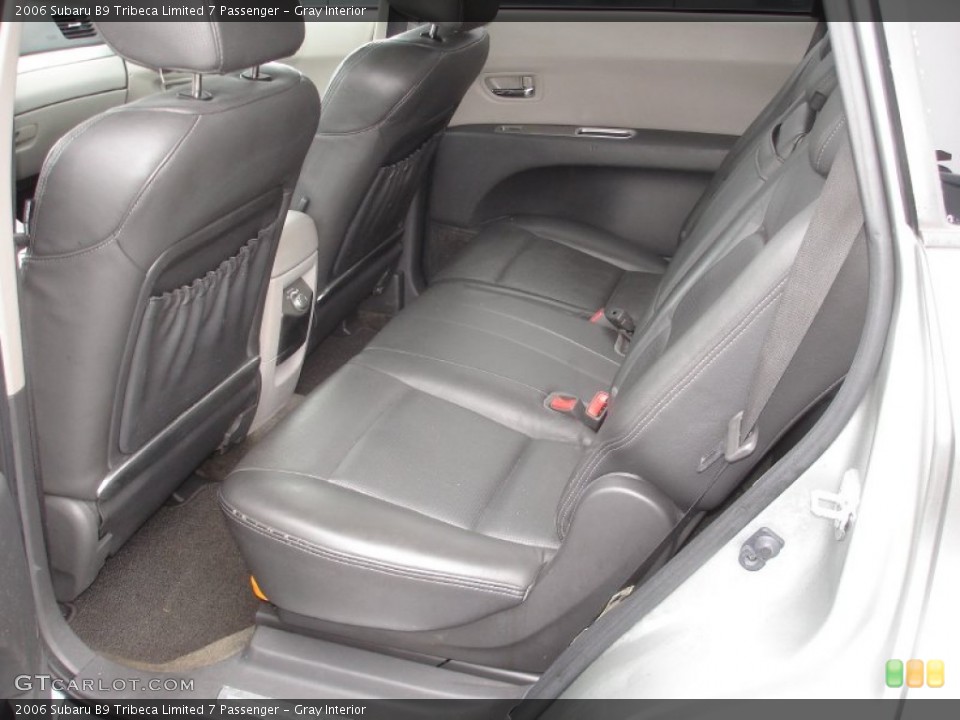 Gray Interior Photo for the 2006 Subaru B9 Tribeca Limited 7 Passenger #54566313