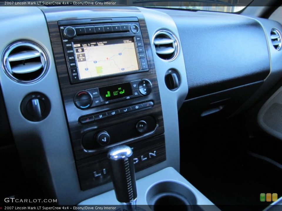 Ebony/Dove Grey Interior Navigation for the 2007 Lincoln Mark LT SuperCrew 4x4 #54572139