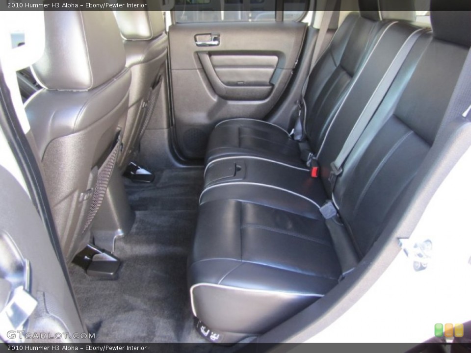 Ebony/Pewter Interior Photo for the 2010 Hummer H3 Alpha #54572991