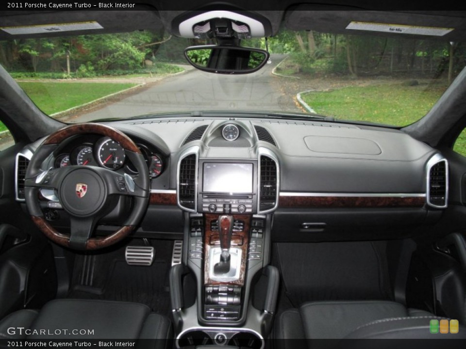 Black Interior Dashboard for the 2011 Porsche Cayenne Turbo #54590327