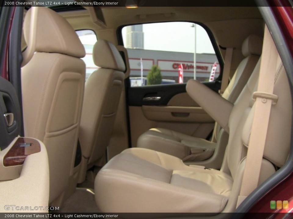 Light Cashmere/Ebony Interior Photo for the 2008 Chevrolet Tahoe LTZ 4x4 #54590867