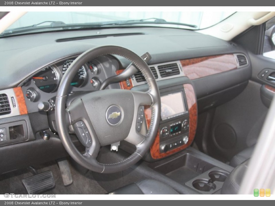 Ebony Interior Dashboard for the 2008 Chevrolet Avalanche LTZ #54593747