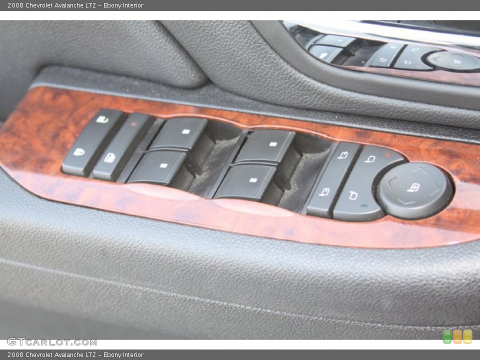 Ebony Interior Controls for the 2008 Chevrolet Avalanche LTZ #54593774