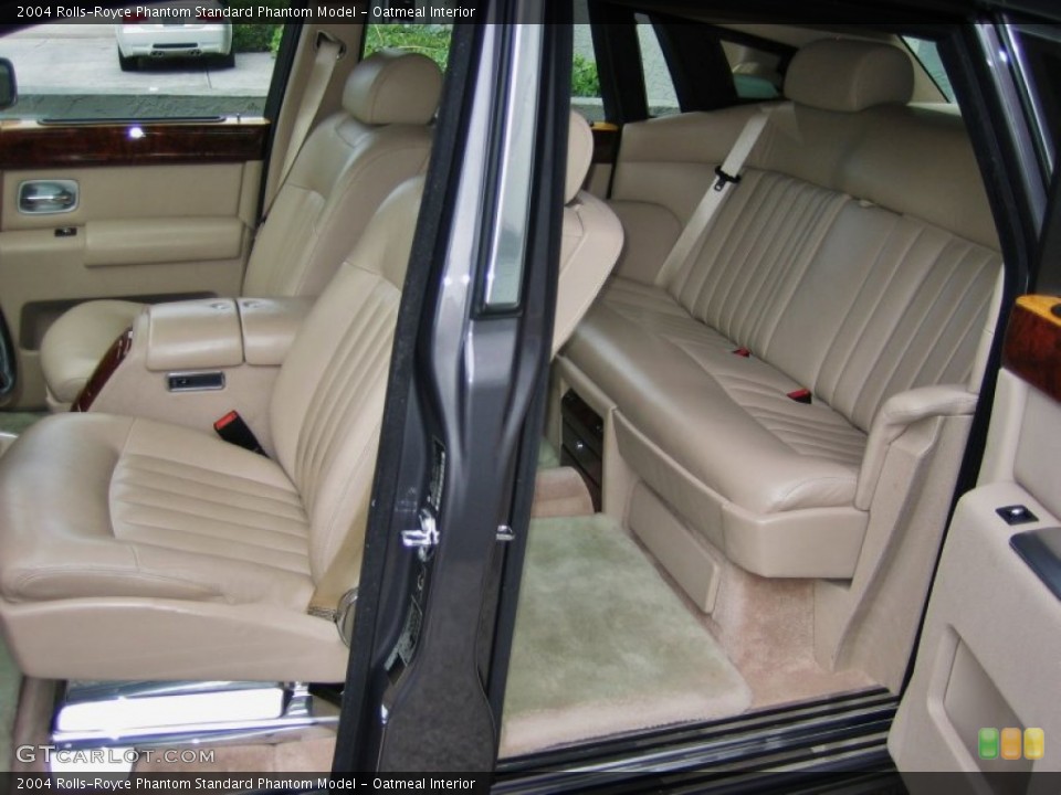 Oatmeal 2004 Rolls-Royce Phantom Interiors