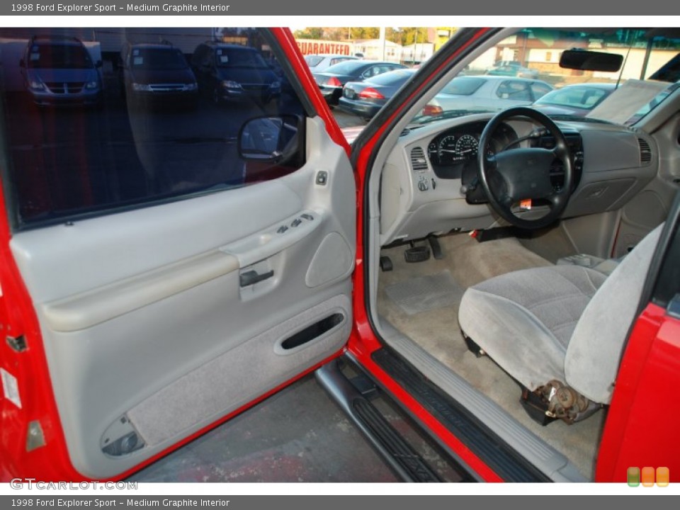 Medium Graphite Interior Photo for the 1998 Ford Explorer Sport #54599201