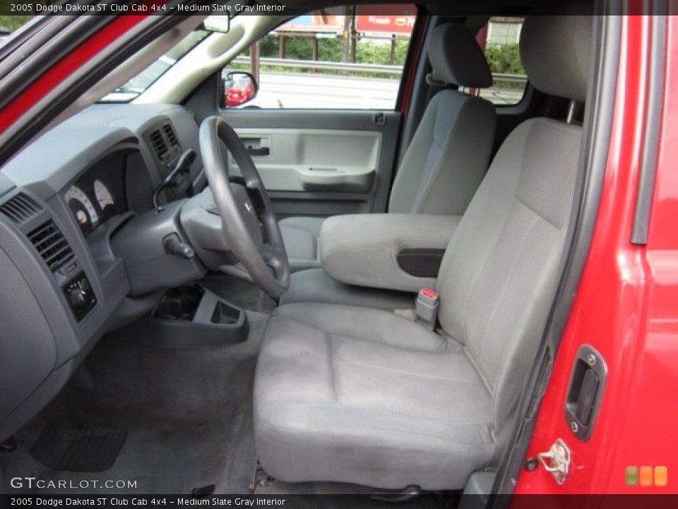 Medium Slate Gray Interior Photo for the 2005 Dodge Dakota ST Club Cab 4x4 #54604883