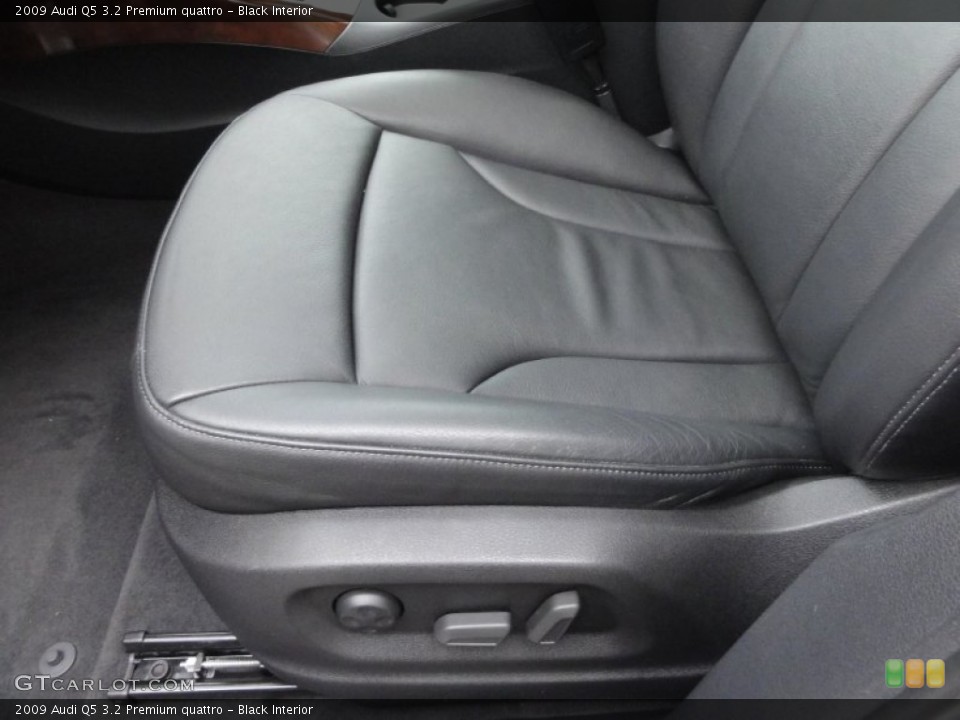 Black Interior Photo for the 2009 Audi Q5 3.2 Premium quattro #54604886