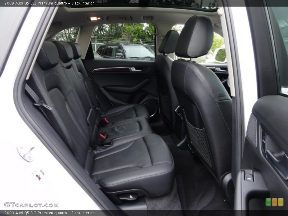 Black Interior Photo for the 2009 Audi Q5 3.2 Premium quattro #54604952