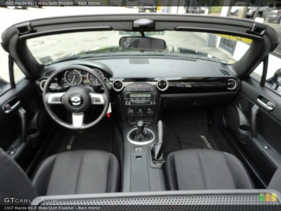 Black Interior Photo for the 2007 Mazda MX-5 Miata Sport Roadster #54610938