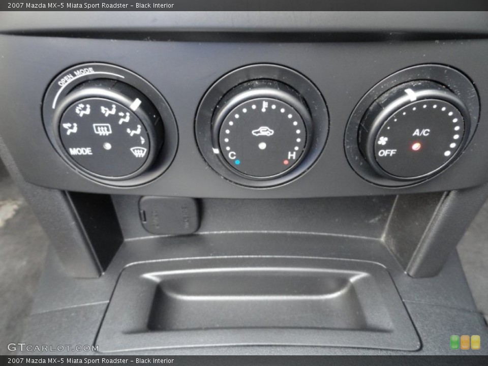 Black Interior Controls for the 2007 Mazda MX-5 Miata Sport Roadster #54611004