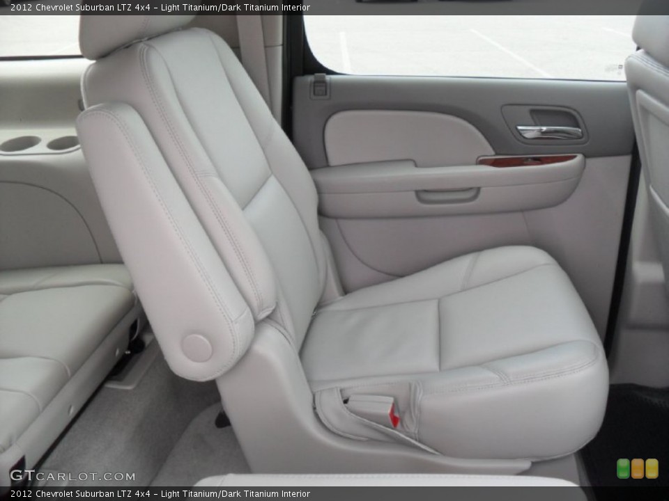 Light Titanium/Dark Titanium Interior Photo for the 2012 Chevrolet Suburban LTZ 4x4 #54612699