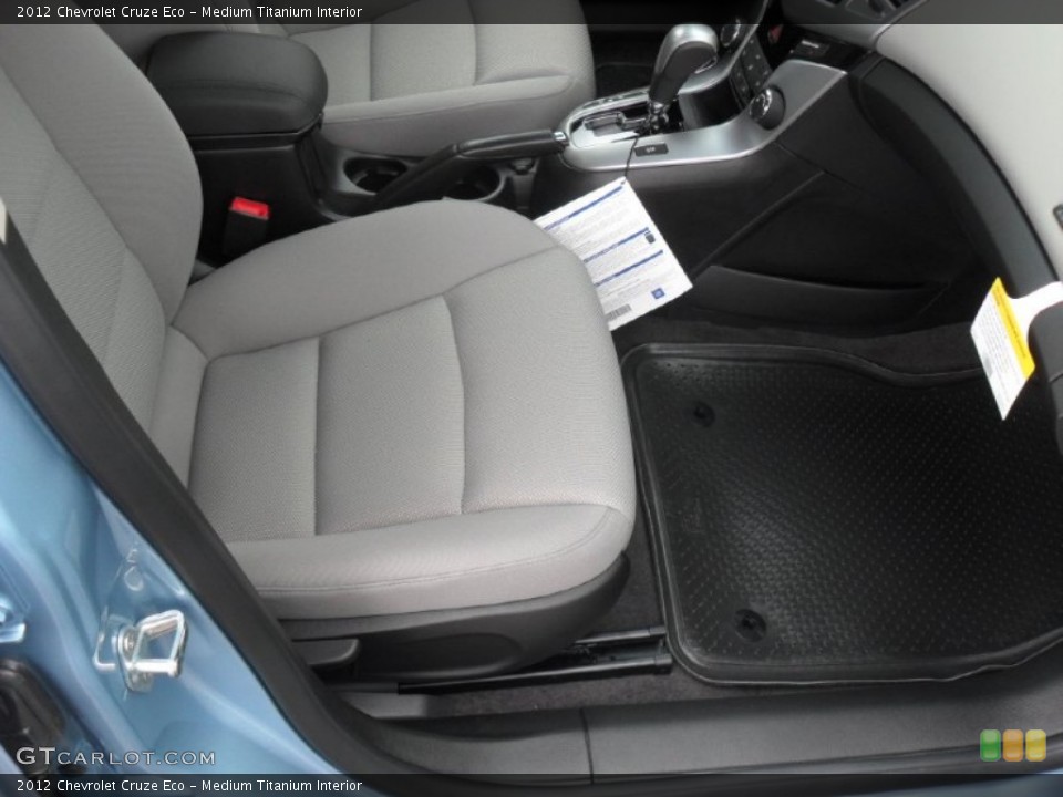 Medium Titanium Interior Photo for the 2012 Chevrolet Cruze Eco #54616105