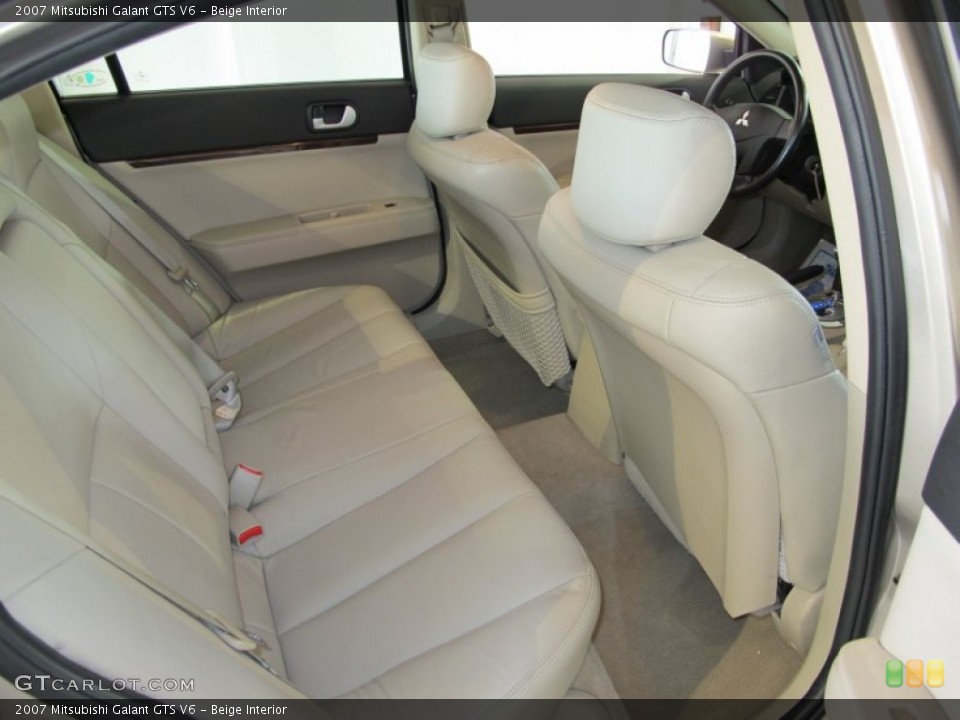 Beige Interior Photo for the 2007 Mitsubishi Galant GTS V6 #54617334