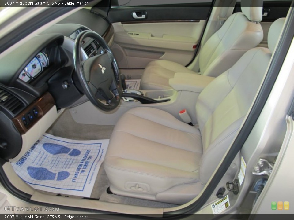 Beige Interior Photo for the 2007 Mitsubishi Galant GTS V6 #54617382