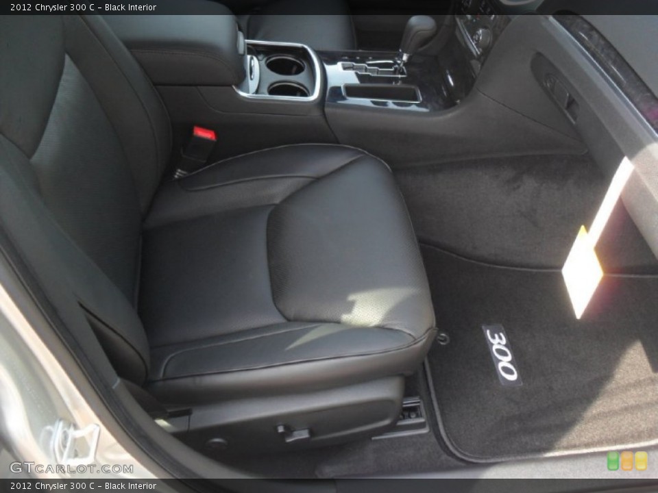 Black Interior Photo for the 2012 Chrysler 300 C #54620958