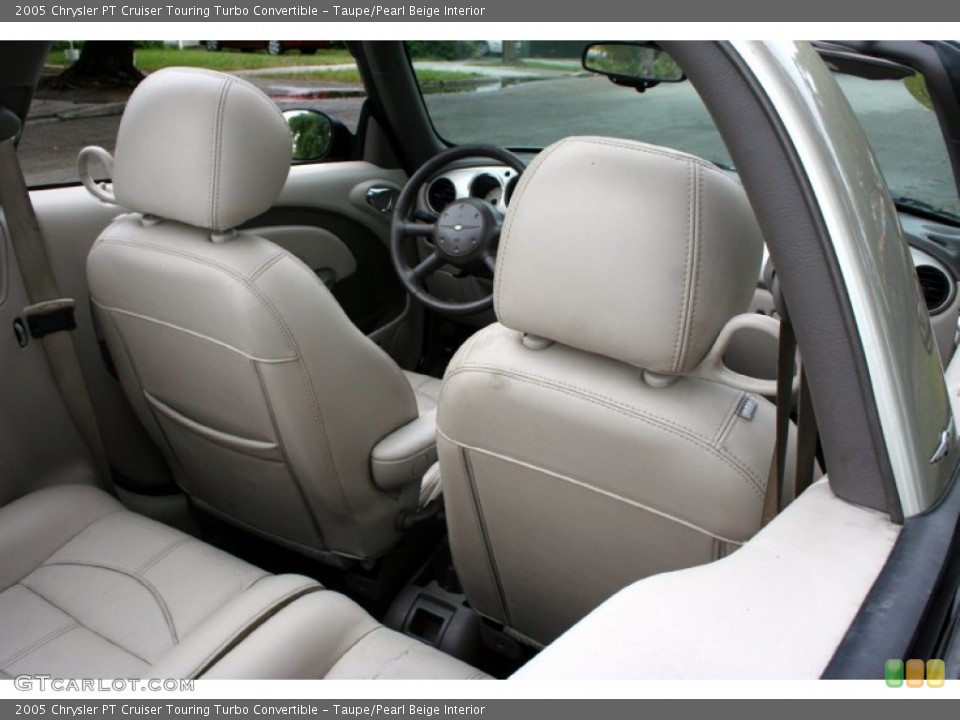 Taupe/Pearl Beige Interior Photo for the 2005 Chrysler PT Cruiser Touring Turbo Convertible #54626091