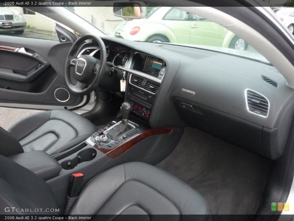 Black Interior Dashboard for the 2008 Audi A5 3.2 quattro Coupe #54627888
