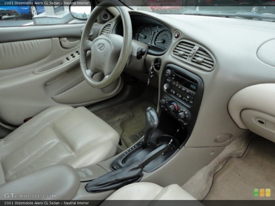Neutral Interior Photo for the 2001 Oldsmobile Alero GL Sedan #54637671