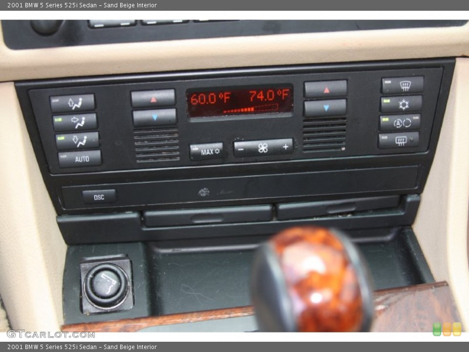 Sand Beige Interior Controls for the 2001 BMW 5 Series 525i Sedan #54638148