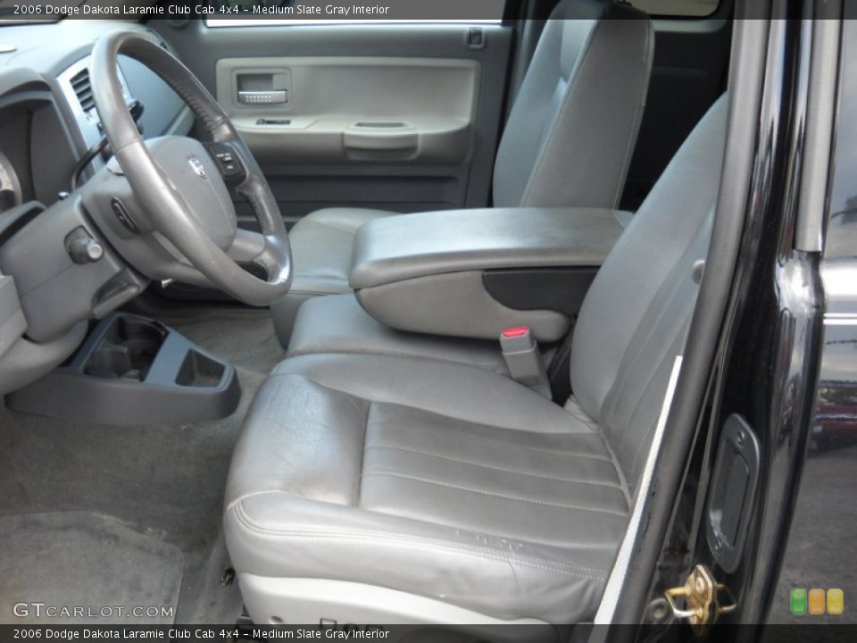 Medium Slate Gray Interior Photo for the 2006 Dodge Dakota Laramie Club Cab 4x4 #54641559