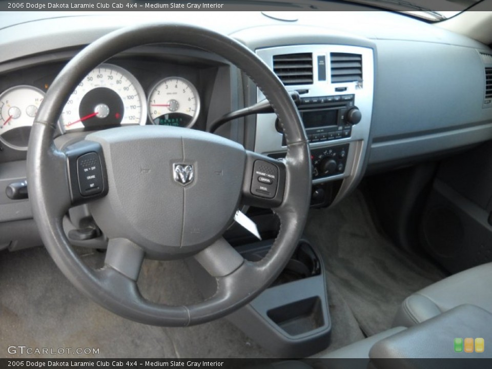 Medium Slate Gray Interior Dashboard for the 2006 Dodge Dakota Laramie Club Cab 4x4 #54641595