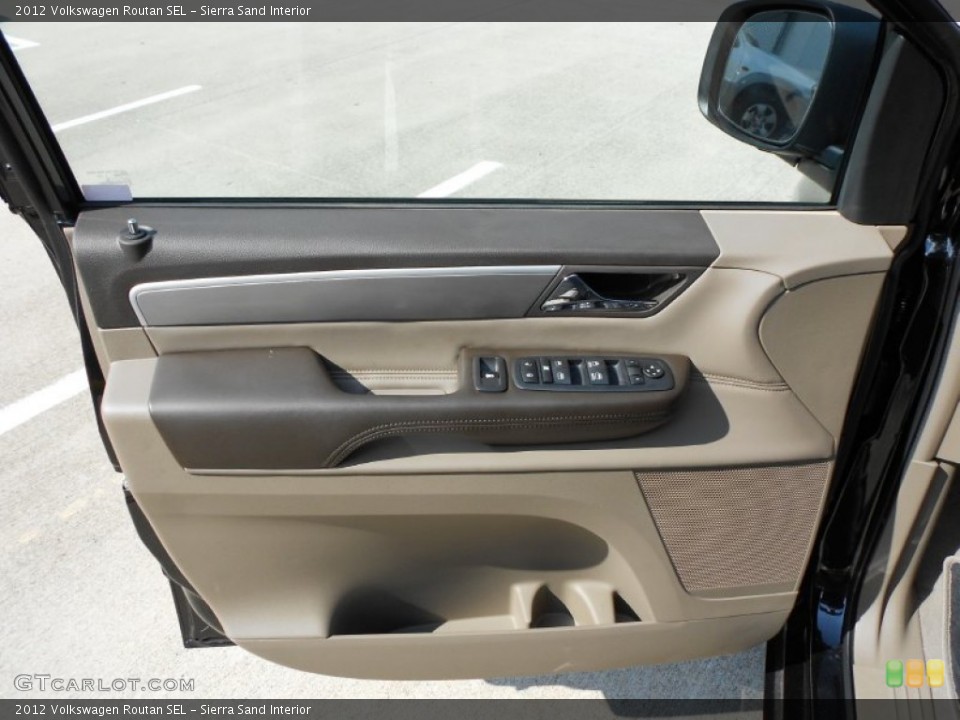 Sierra Sand Interior Door Panel for the 2012 Volkswagen Routan SEL #54641721