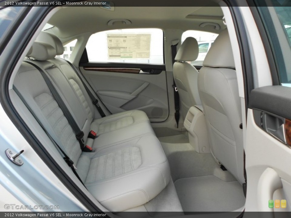 Moonrock Gray Interior Photo for the 2012 Volkswagen Passat V6 SEL #54643212