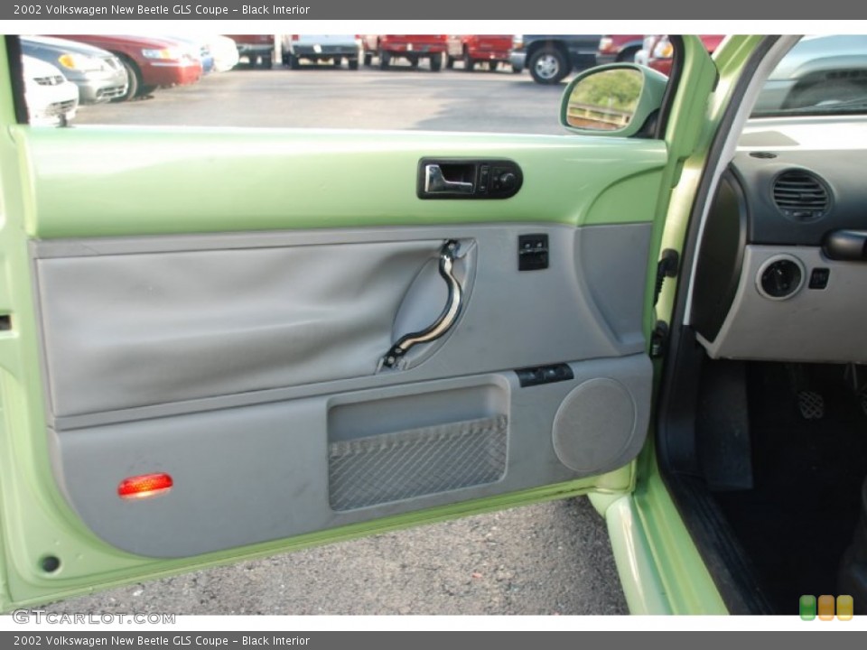 Black Interior Door Panel for the 2002 Volkswagen New Beetle GLS Coupe #54646272