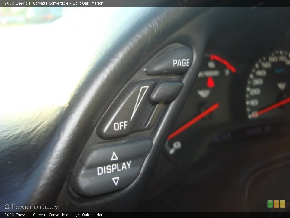Light Oak Interior Controls for the 2000 Chevrolet Corvette Convertible #54646362