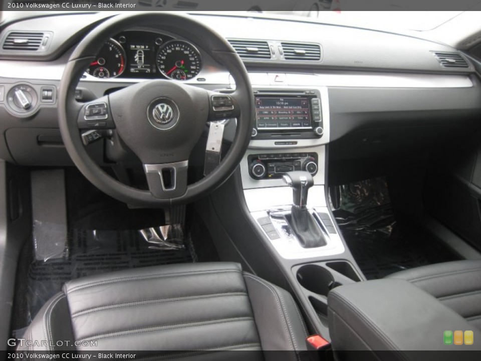 Black Interior Photo for the 2010 Volkswagen CC Luxury #54647094