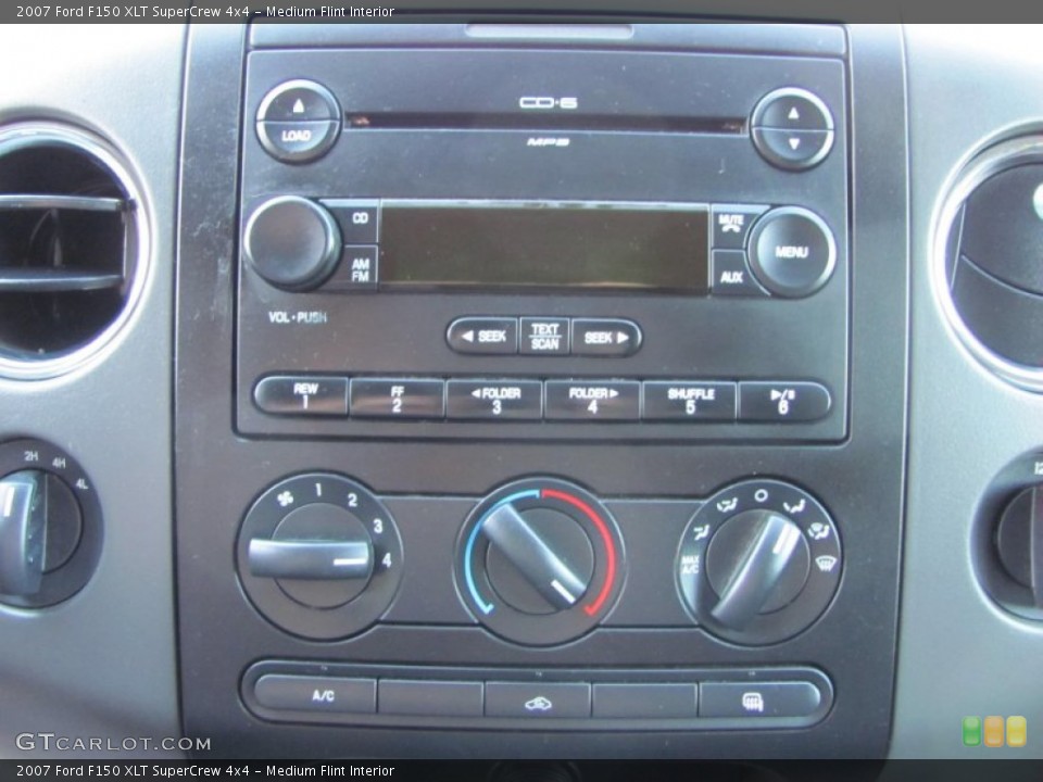 Medium Flint Interior Controls for the 2007 Ford F150 XLT SuperCrew 4x4 #54648933