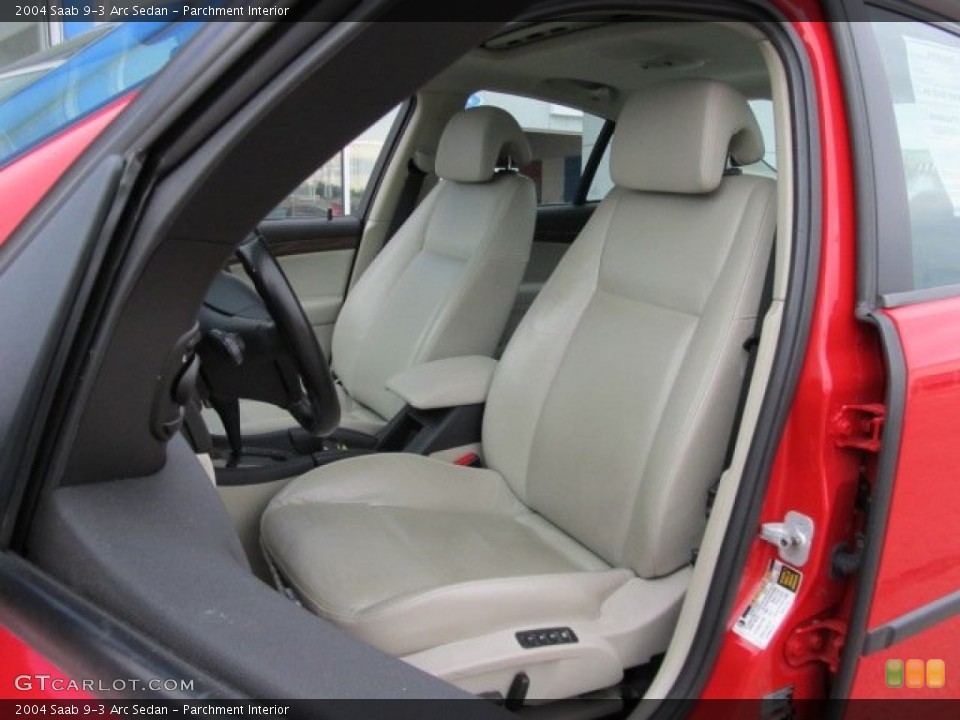 Parchment Interior Photo for the 2004 Saab 9-3 Arc Sedan #54652371