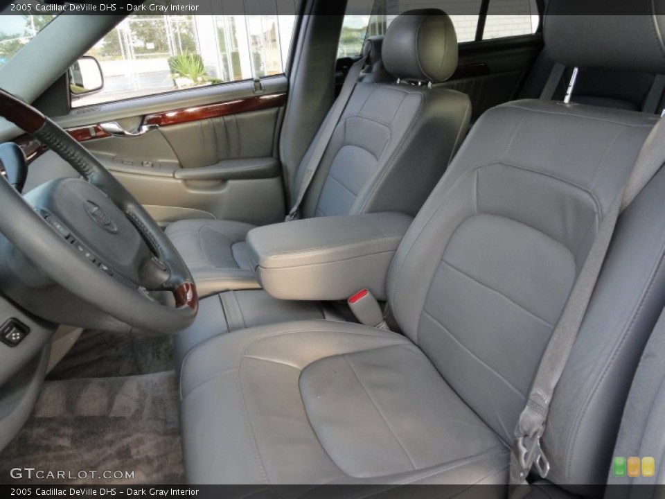 Dark Gray Interior Photo for the 2005 Cadillac DeVille DHS #54655923