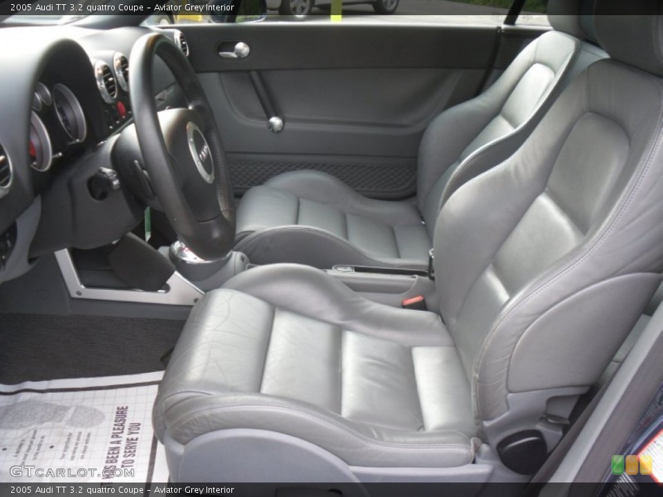 Aviator Grey Interior Photo for the 2005 Audi TT 3.2 quattro Coupe #54657606
