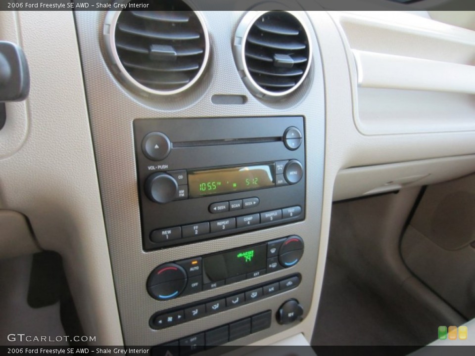 Shale Grey Interior Audio System for the 2006 Ford Freestyle SE AWD #54660852