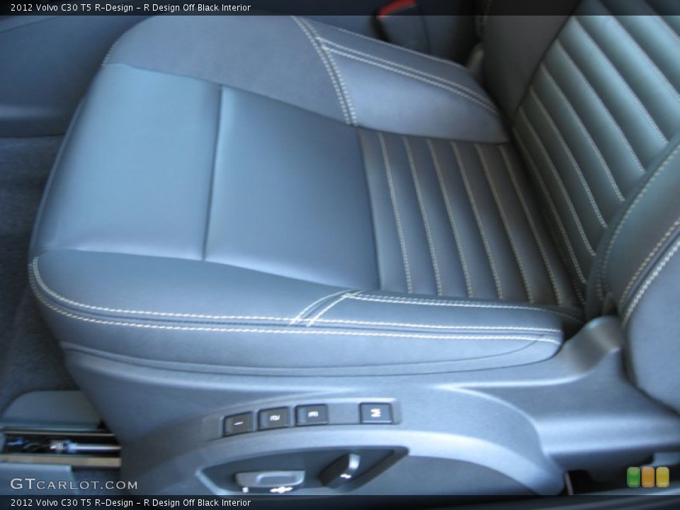 R Design Off Black Interior Photo for the 2012 Volvo C30 T5 R-Design #54662553