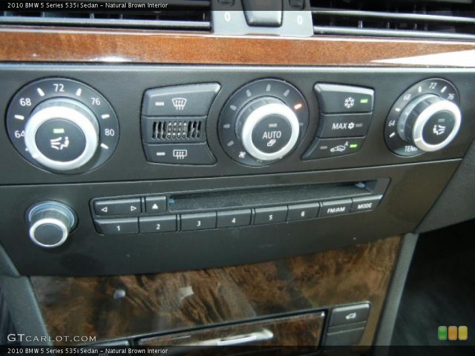 Natural Brown Interior Controls for the 2010 BMW 5 Series 535i Sedan #54663162