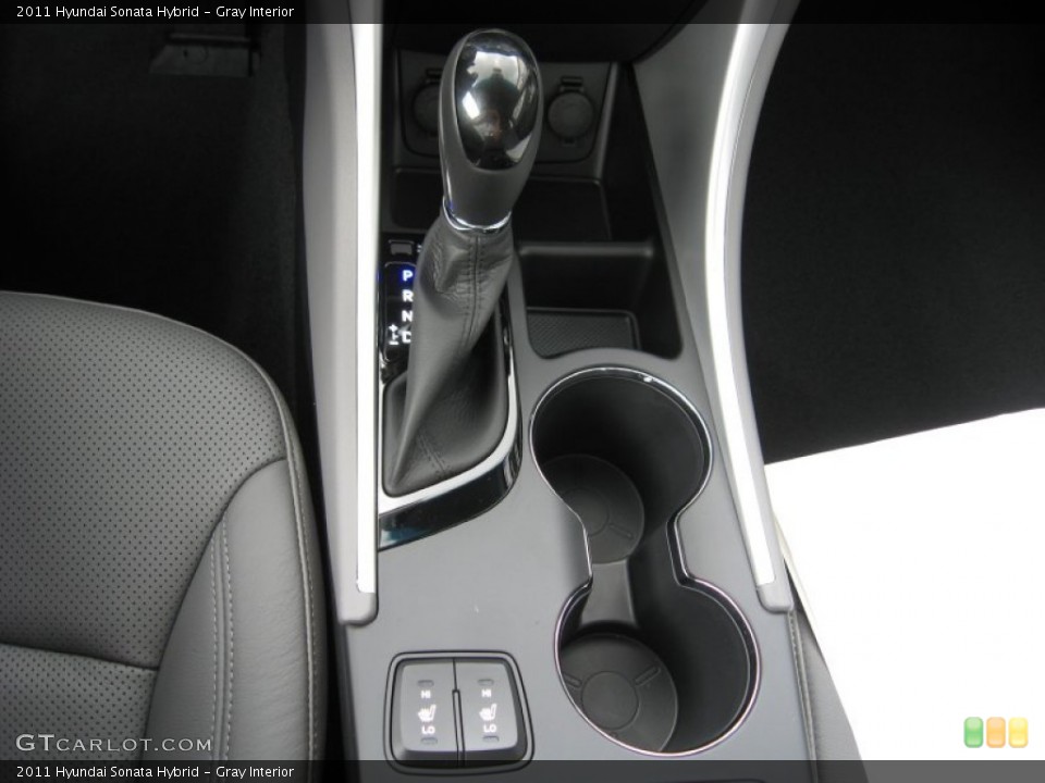 Gray Interior Transmission for the 2011 Hyundai Sonata Hybrid #54663718