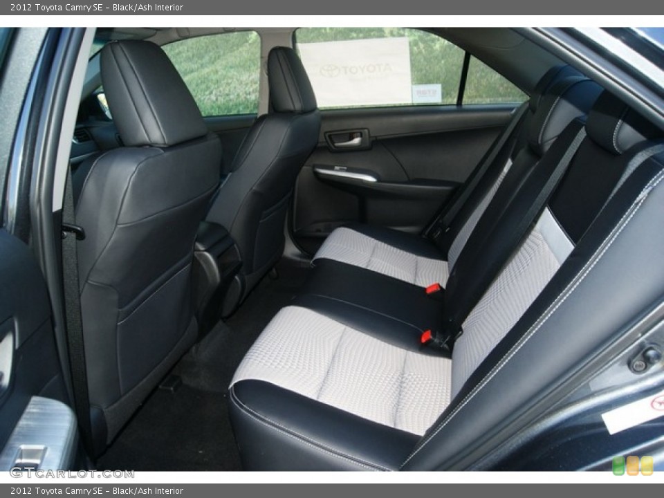 Black/Ash Interior Photo for the 2012 Toyota Camry SE #54674376