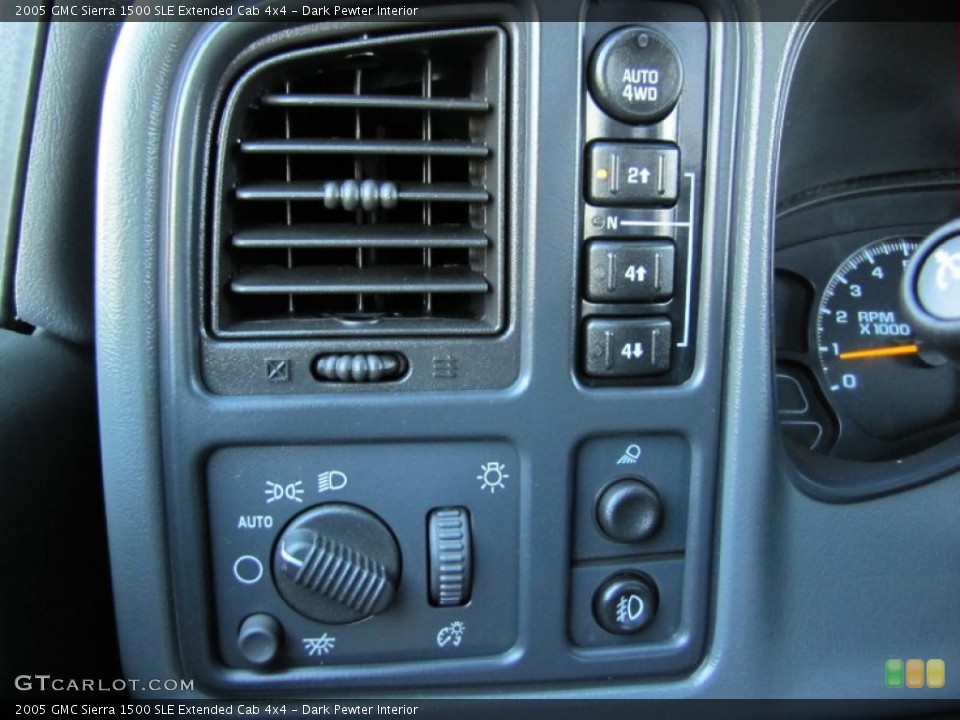 Dark Pewter Interior Controls for the 2005 GMC Sierra 1500 SLE Extended Cab 4x4 #54676680
