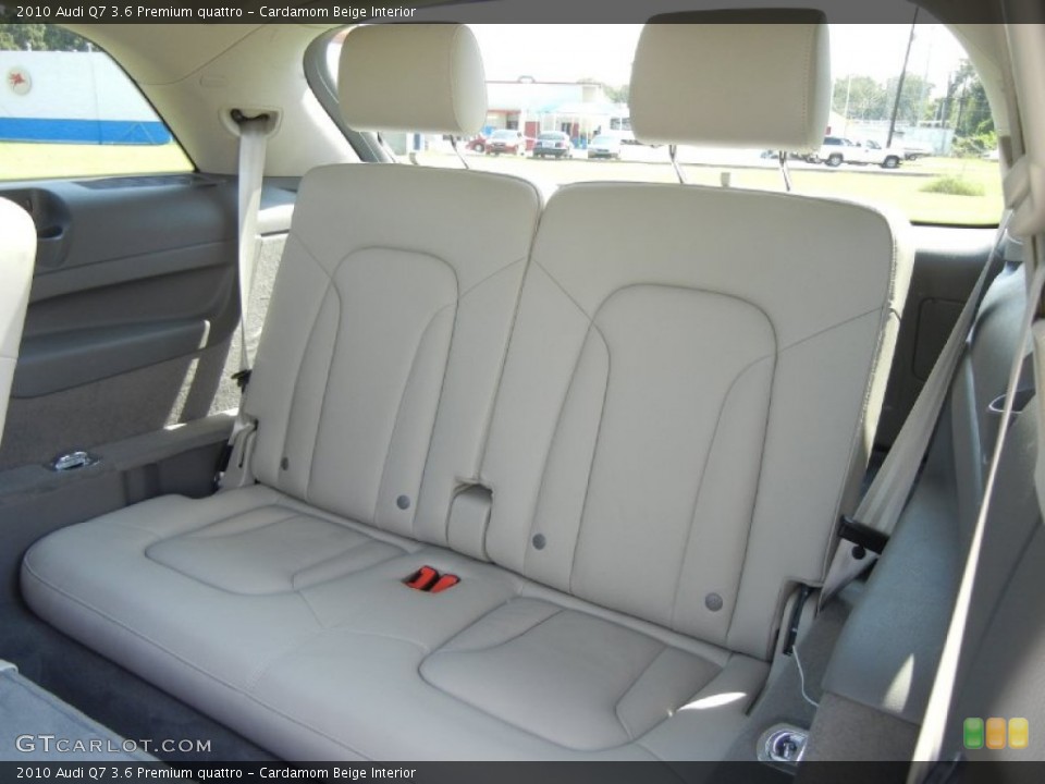 Cardamom Beige Interior Photo for the 2010 Audi Q7 3.6 Premium quattro #54685985