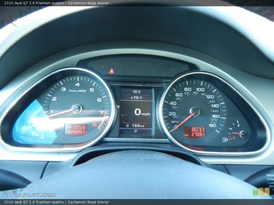 Cardamom Beige Interior Gauges for the 2010 Audi Q7 3.6 Premium quattro #54686051
